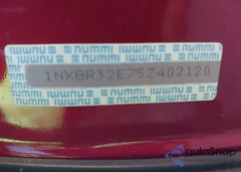 2005 Toyota Corolla S z USA, uszkodzony, nr VIN 1NXBR32E75Z402120